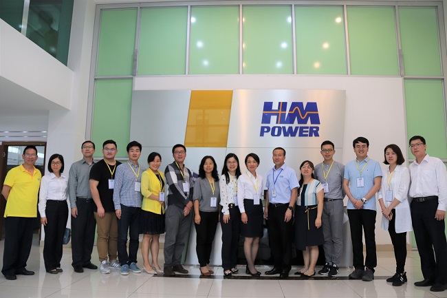 「小型化開關柜」備受關注 新華社等中央媒體采訪赫茲曼 「小型化開關柜」備受關注 新華社等中央媒體采訪赫茲曼